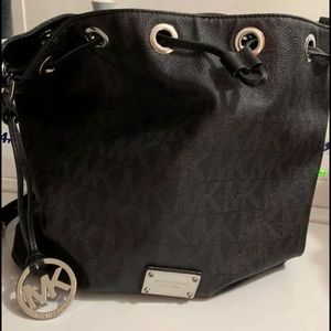 Michael Kors bucket bag